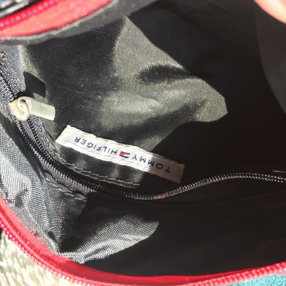 00s Tommy Hilfiger Red Purse/Baguette Bag - Picture 10 of 15